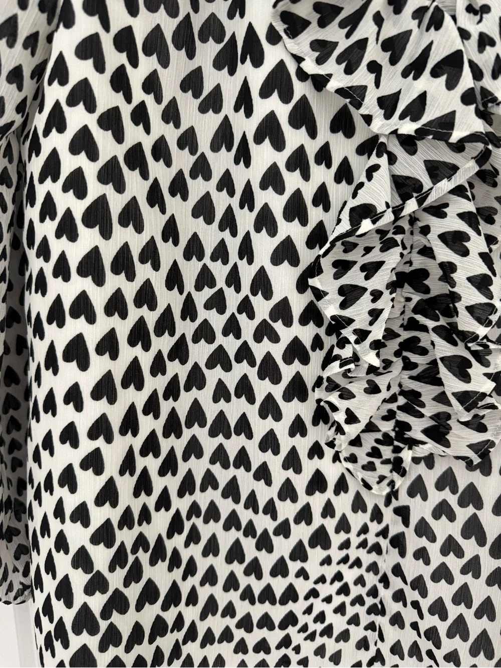 NEW J. Crew Black & White Heart Print Ruffle V-Neck Blouse